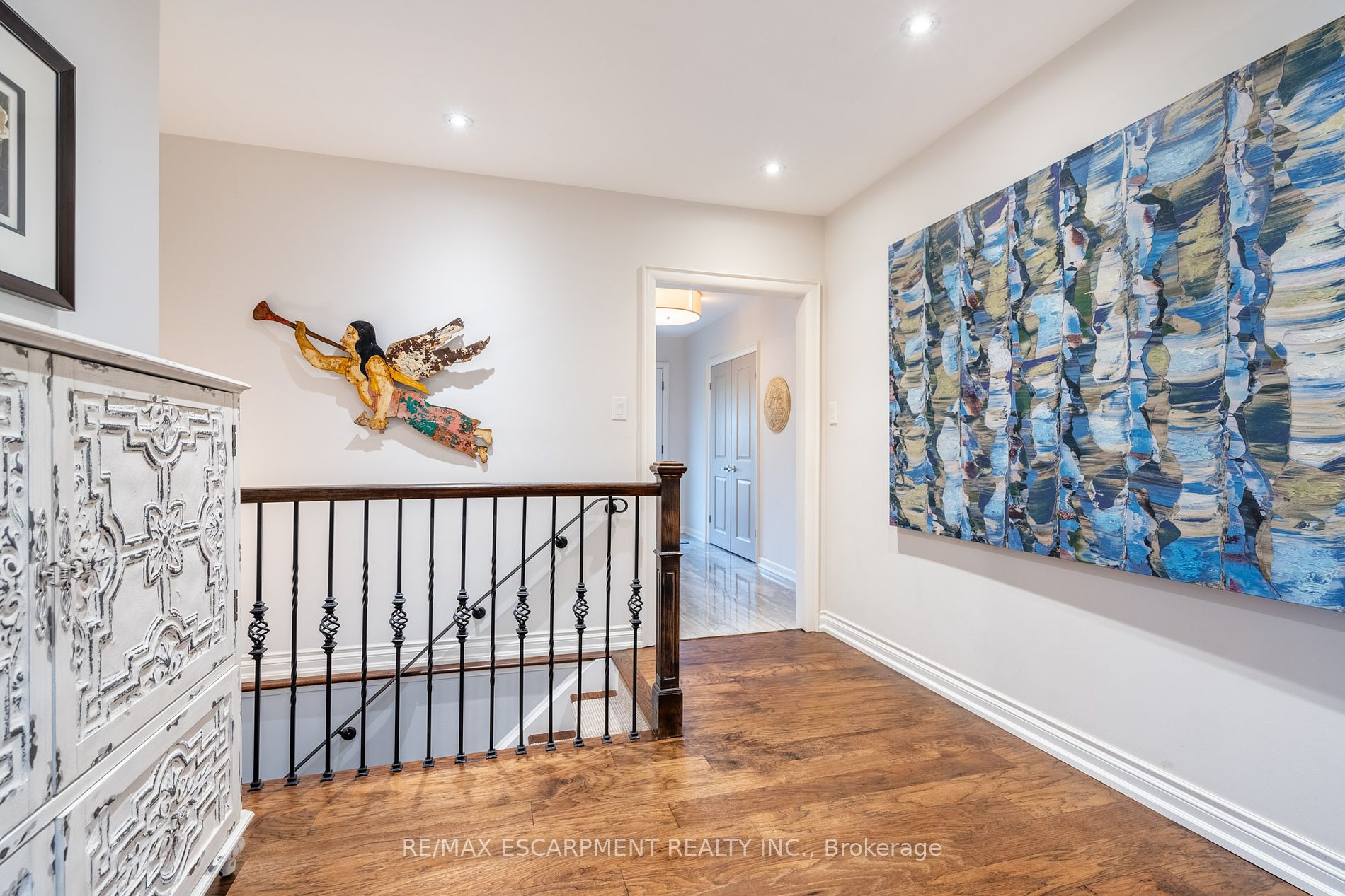 4306 Lakeshore Road