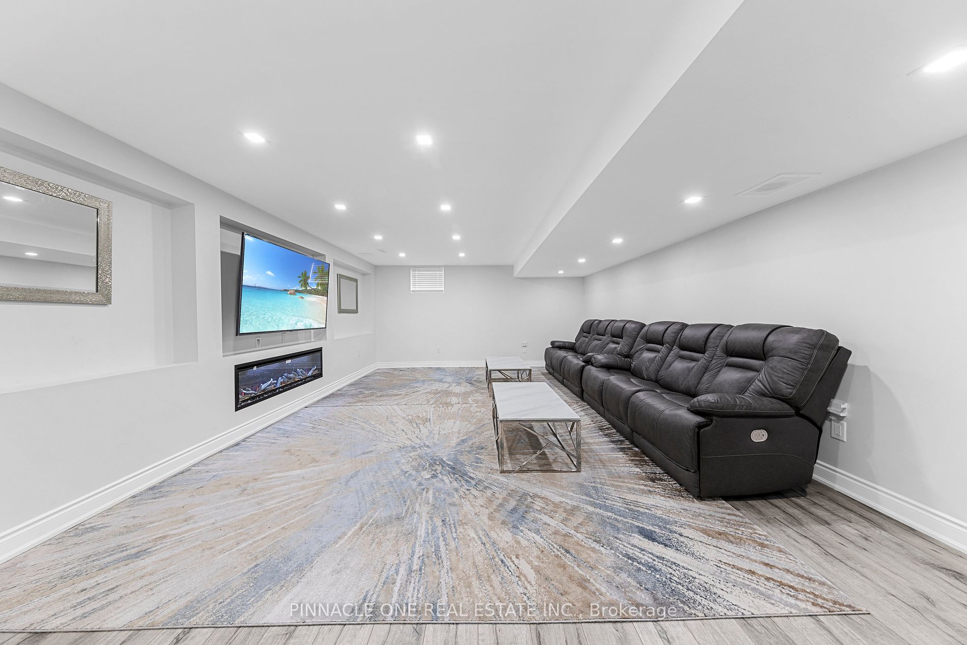 142 Sky Harbour Dr