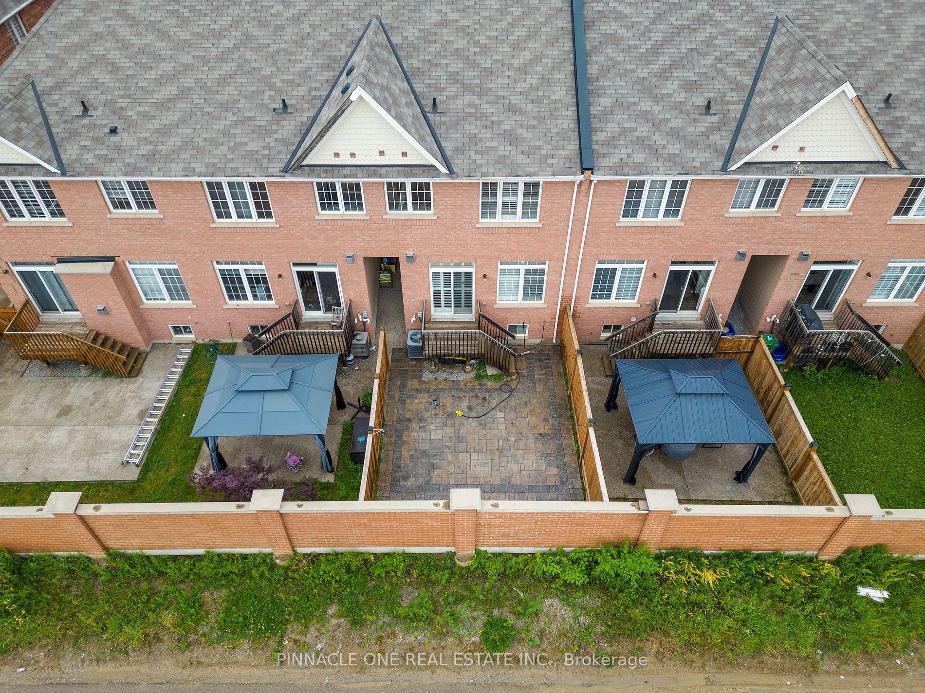 142 Sky Harbour Dr