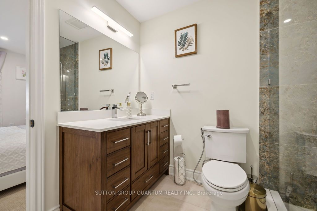208 Glen Oak Dr