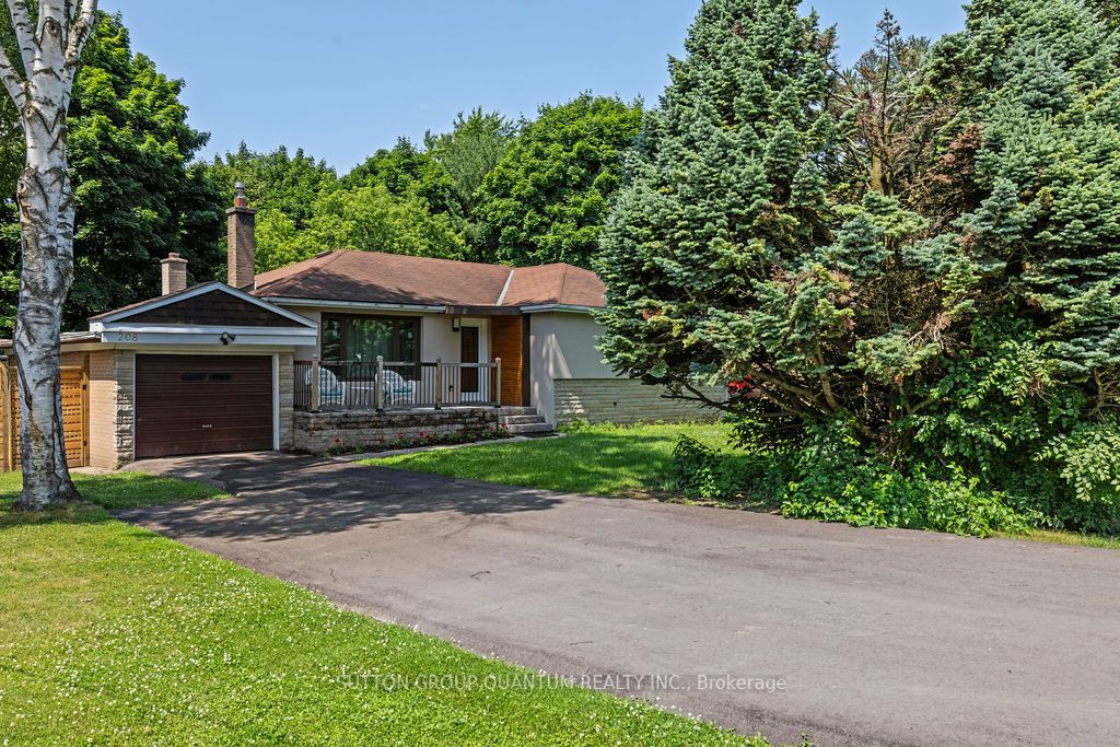 208 Glen Oak Dr
