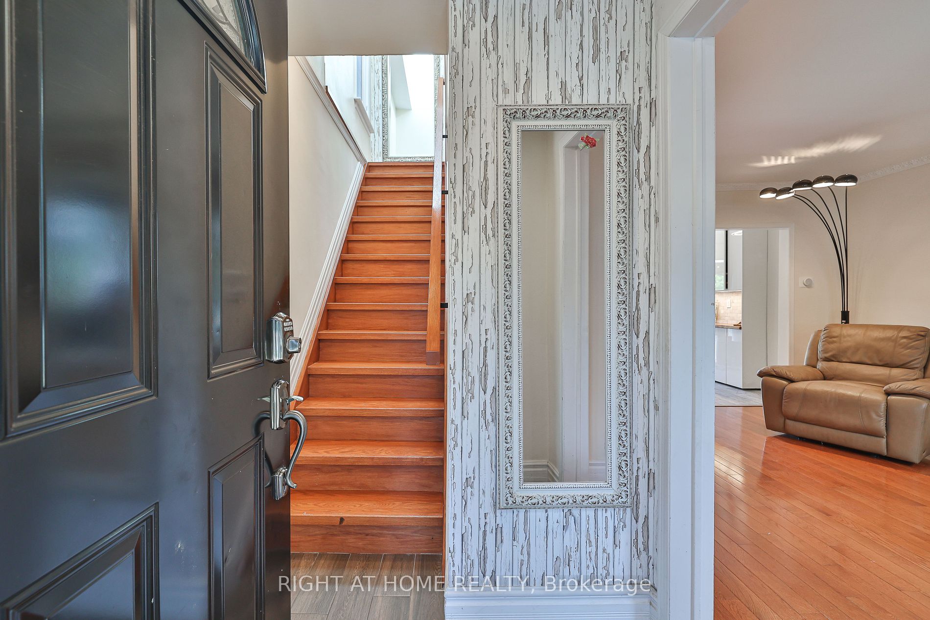 35 Dayton Avenue