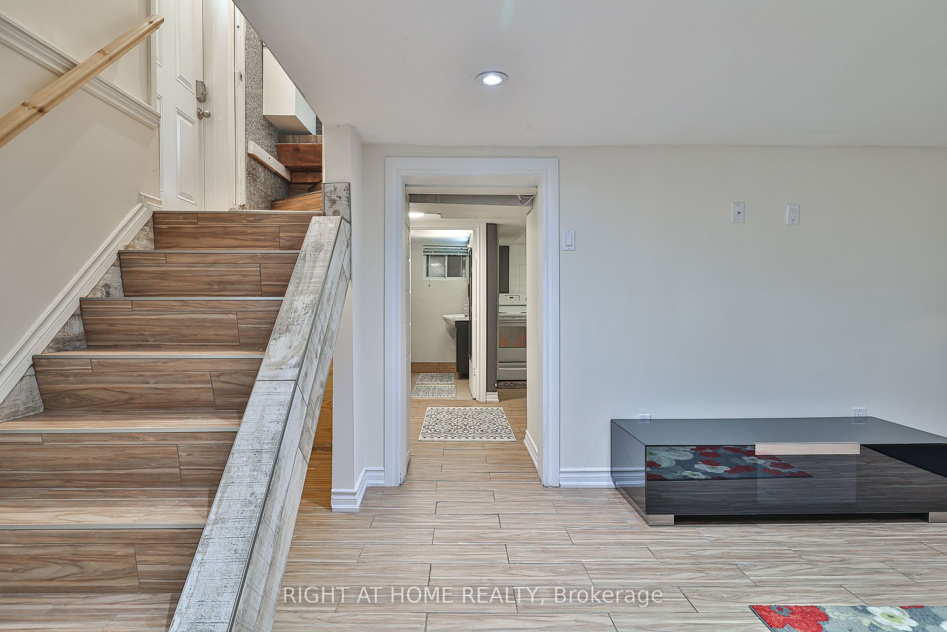 35 Dayton Avenue