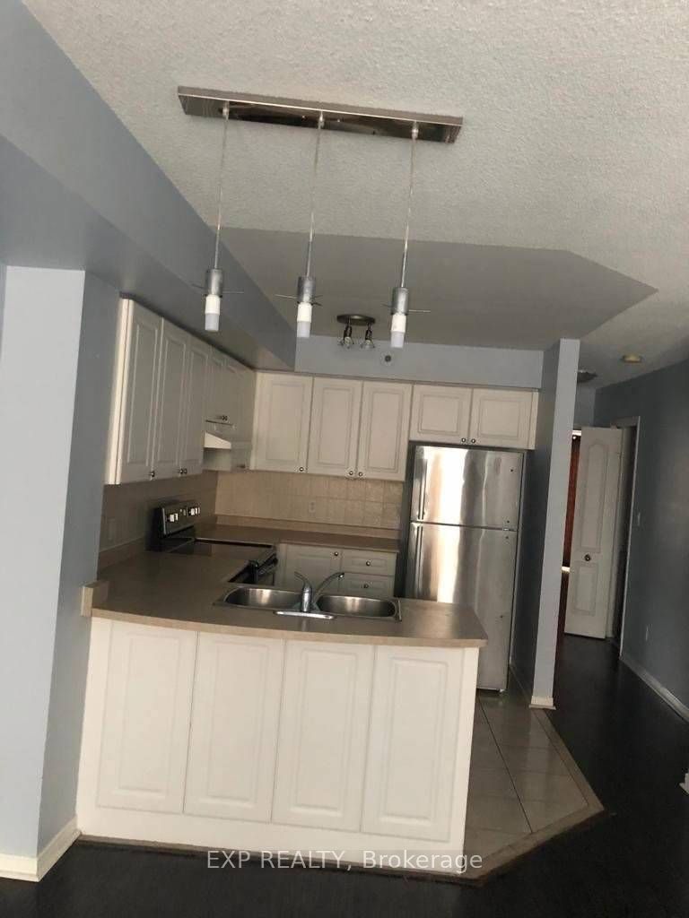 601 Shoreline Drive #122
