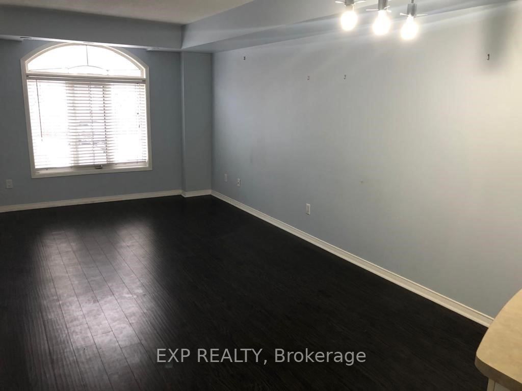 601 Shoreline Drive #122