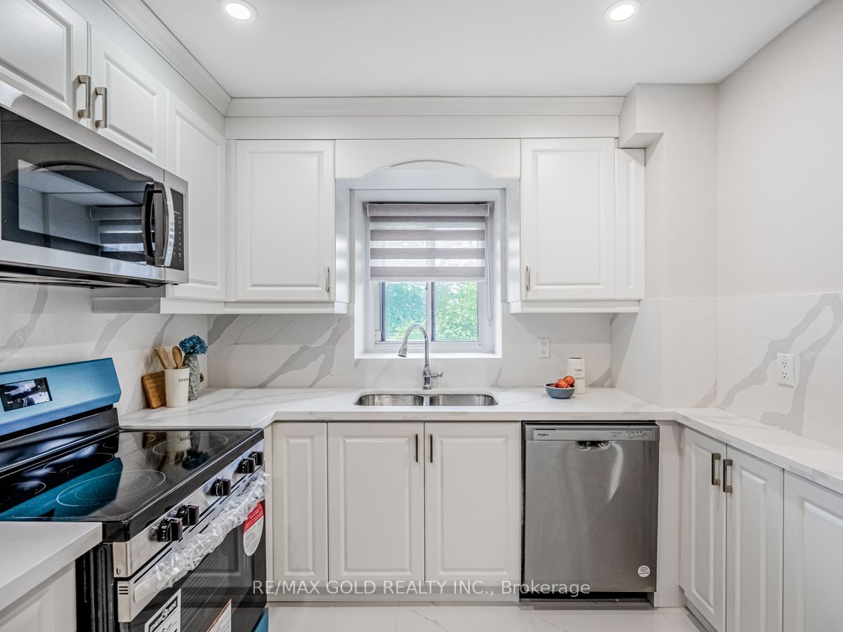 2605 Woodchester Dr, #60