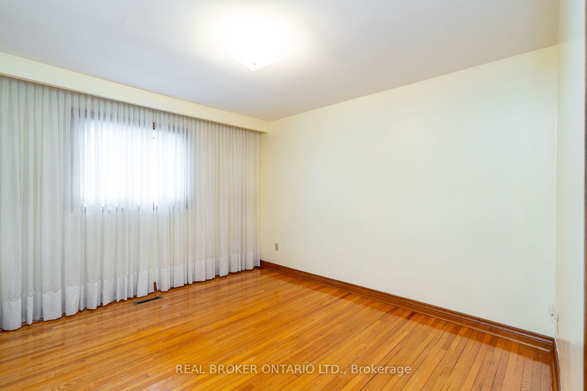 1359 Myron Drive