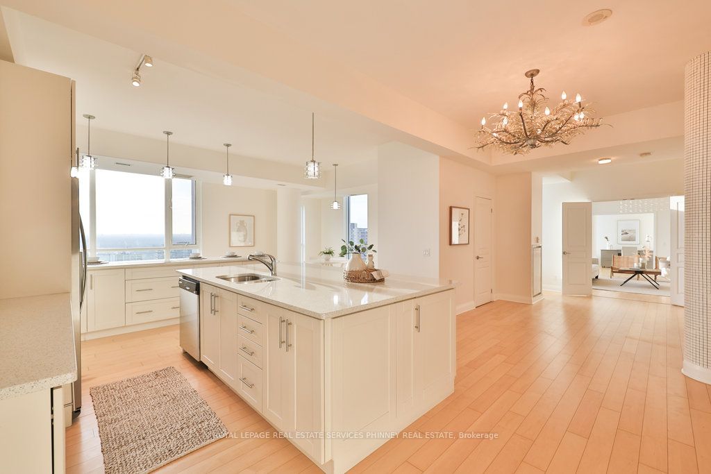 1 Hurontario Street, #2201