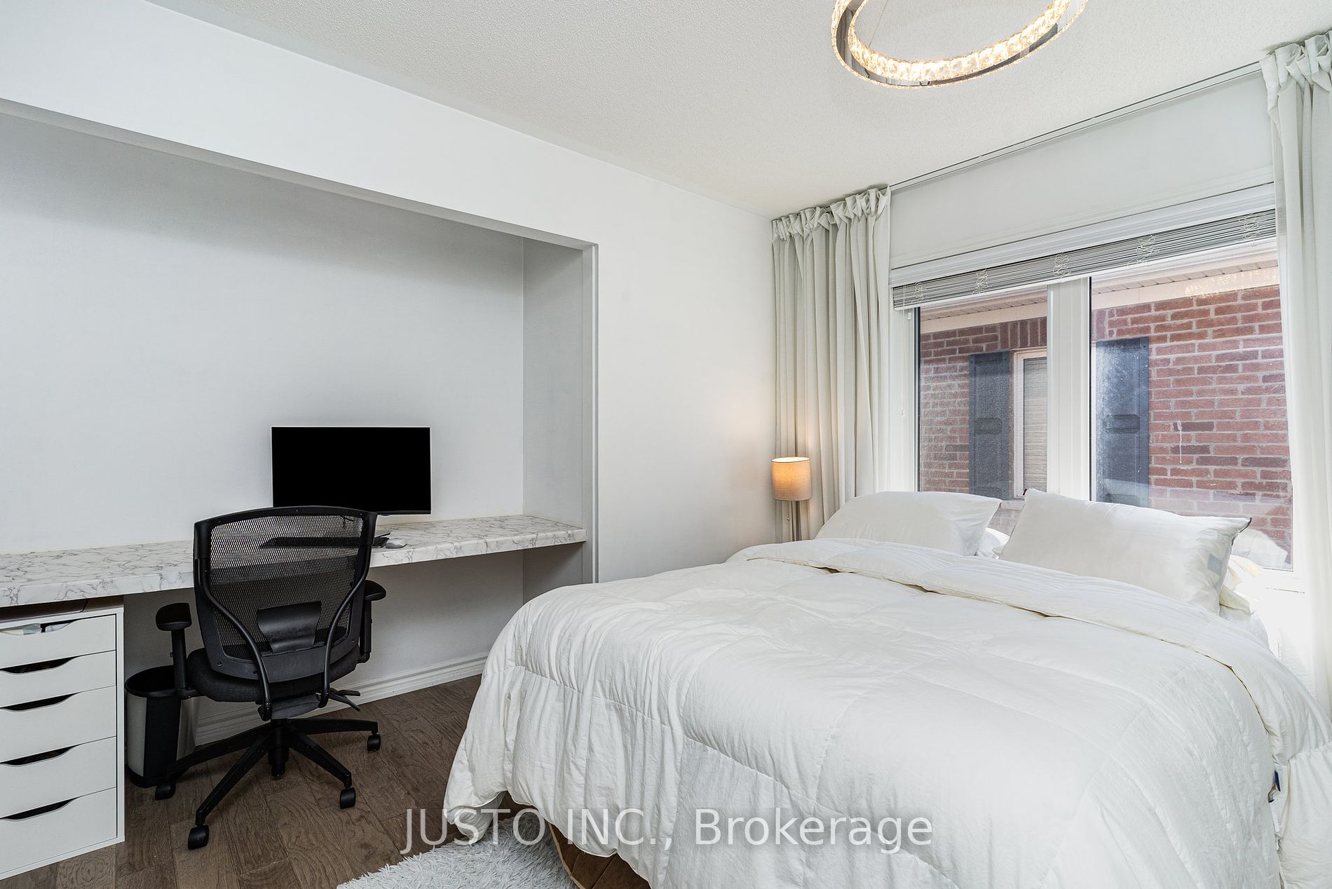 1000 Asleton Boulevard N, #47