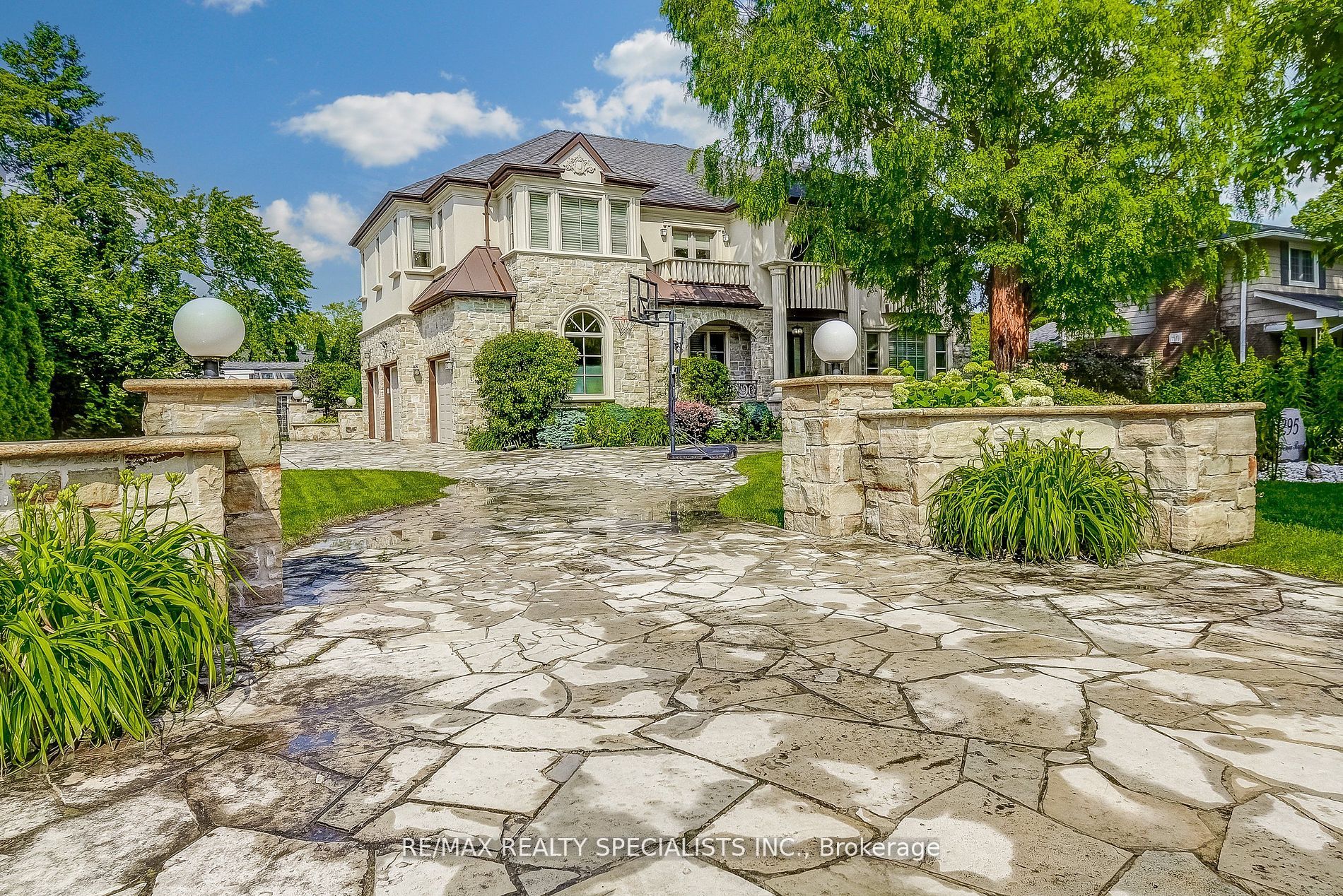 295 Belvenia Rd