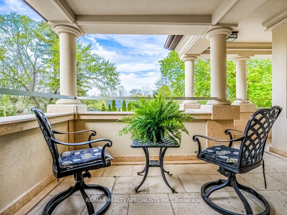 295 Belvenia Rd