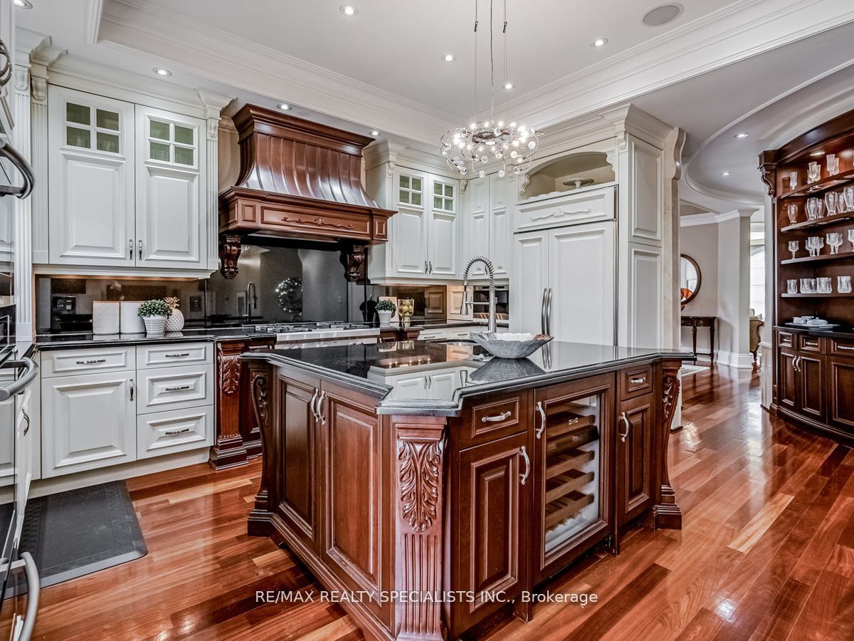 295 Belvenia Rd