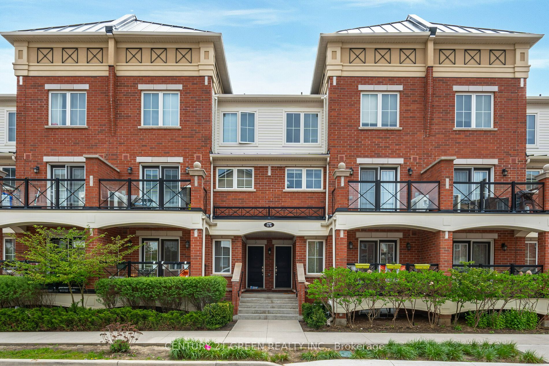 2480 Post Road #14