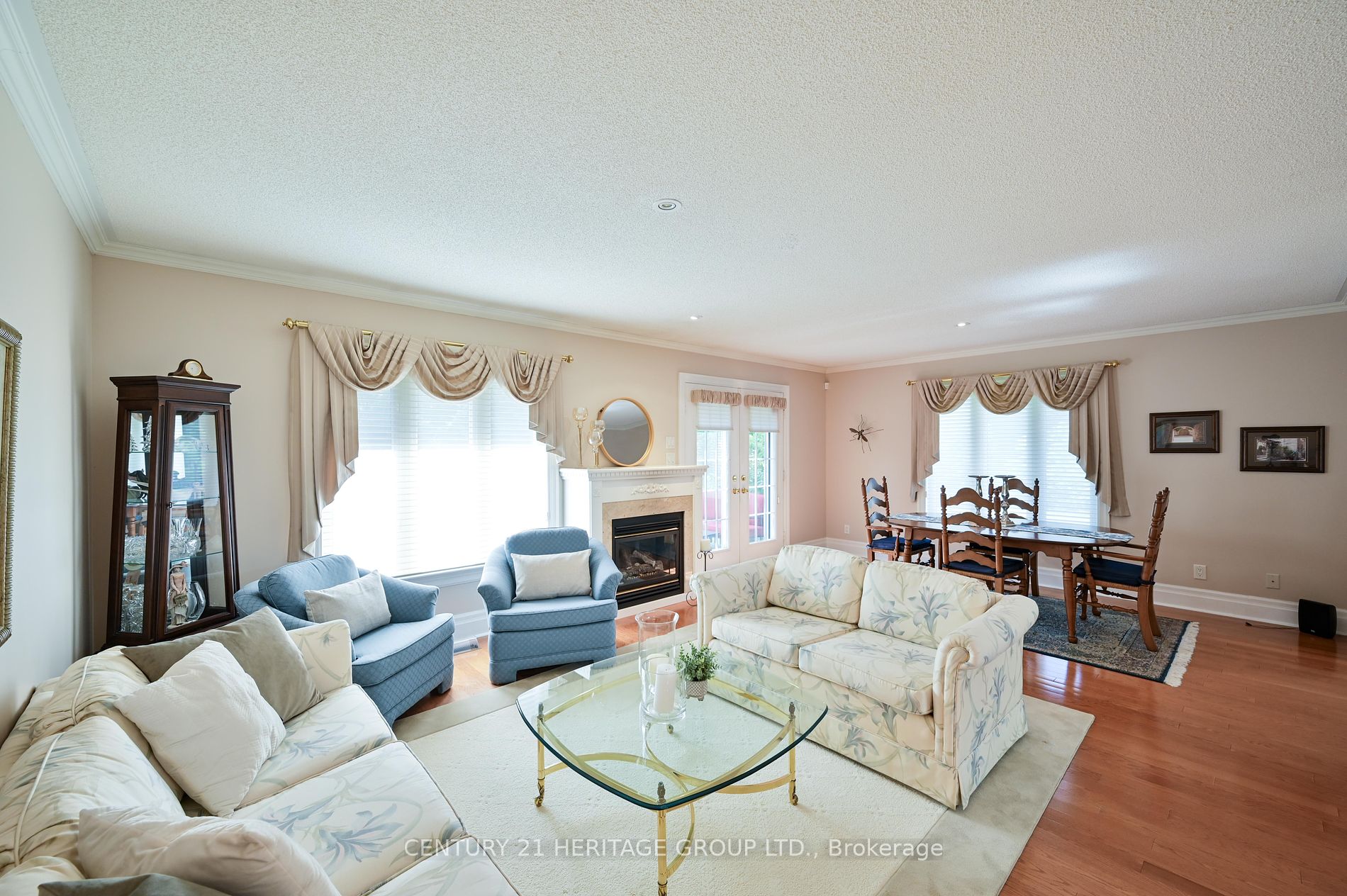 23 Reddington Dr, #2