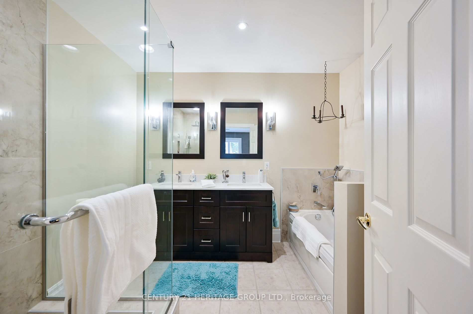 23 Reddington Dr, #2
