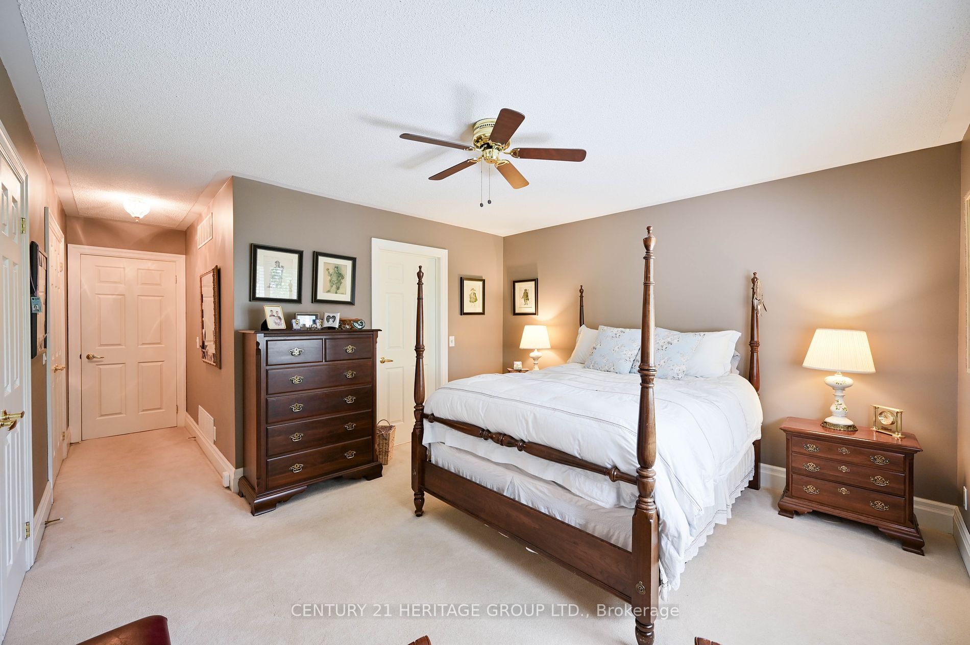 23 Reddington Dr, #2