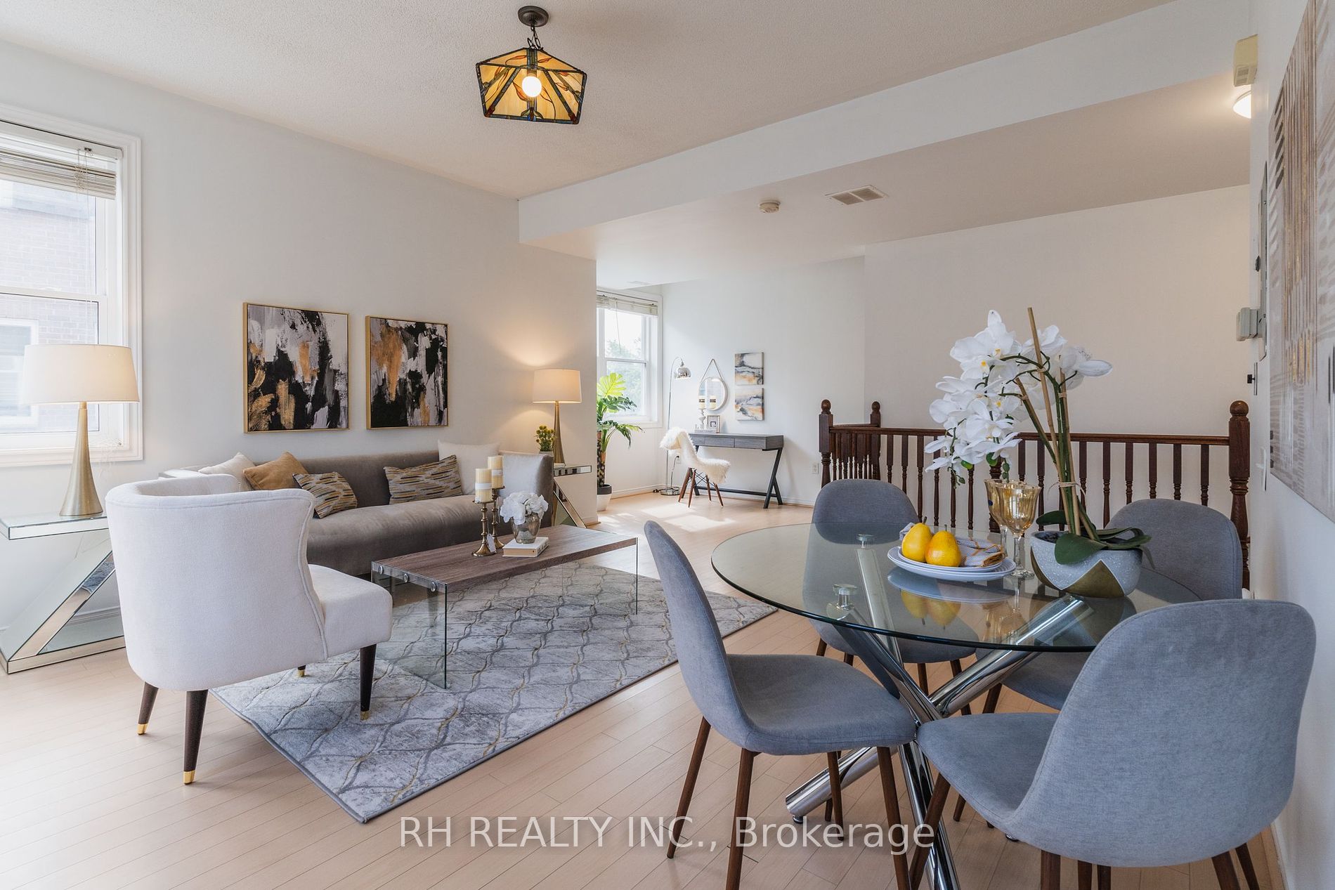 760 Lawrence Ave W, #90
