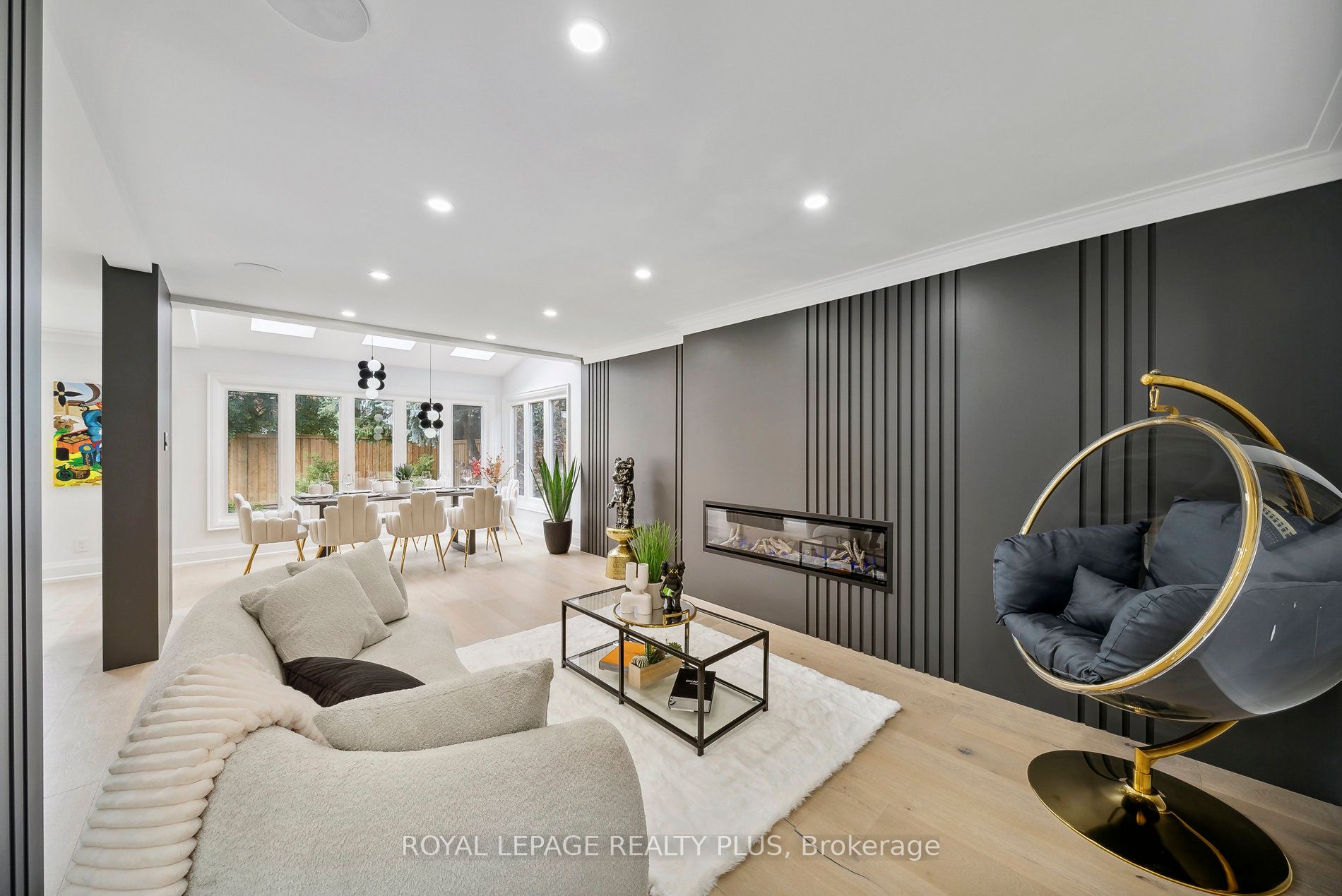 4344 Dallas Court