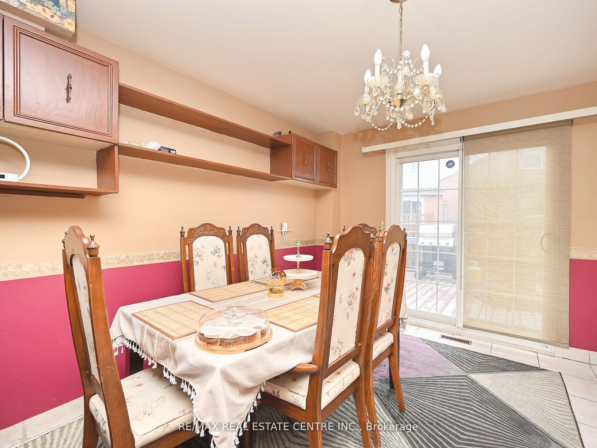 4326 Waterford Cres