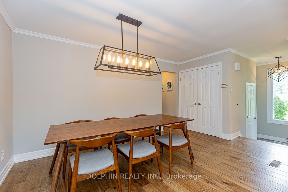 44 Falconer Dr