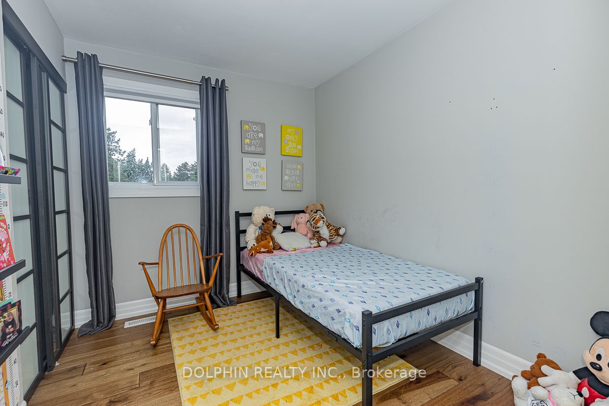 44 Falconer Dr