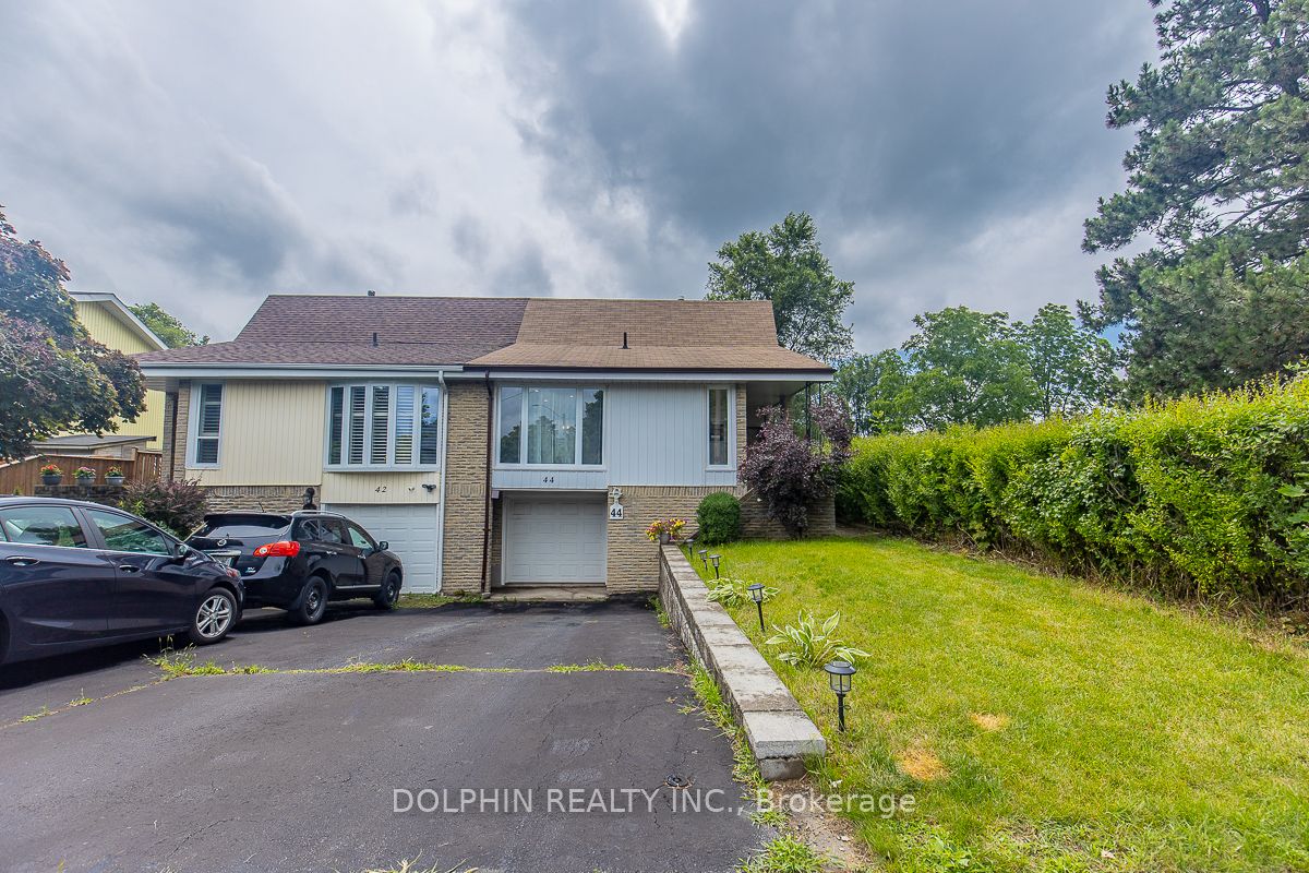 44 Falconer Dr