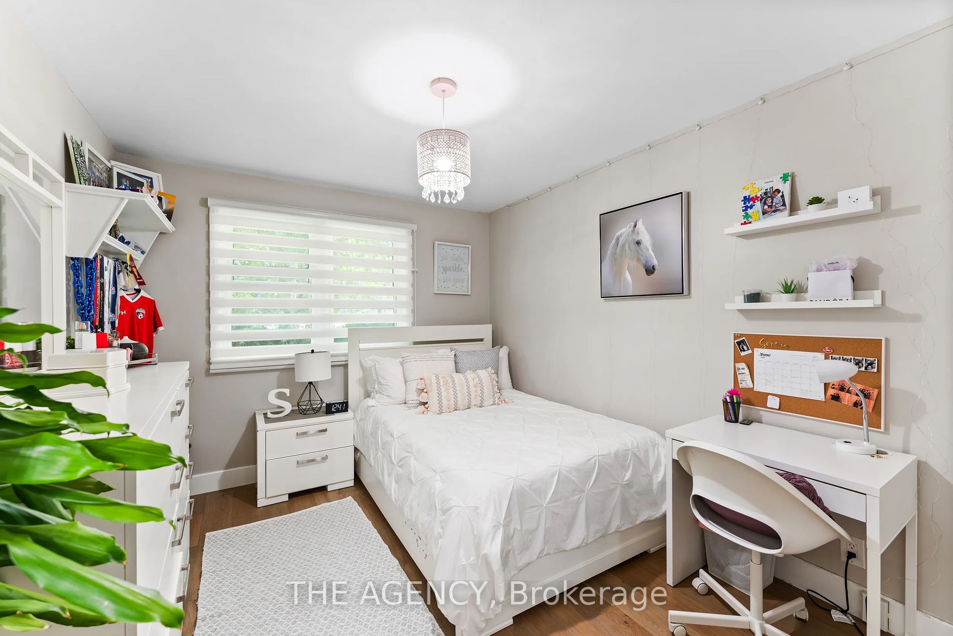 1357 Saginaw Crescent