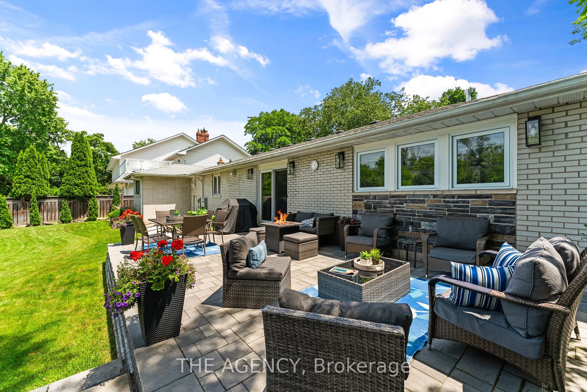 1357 Saginaw Crescent