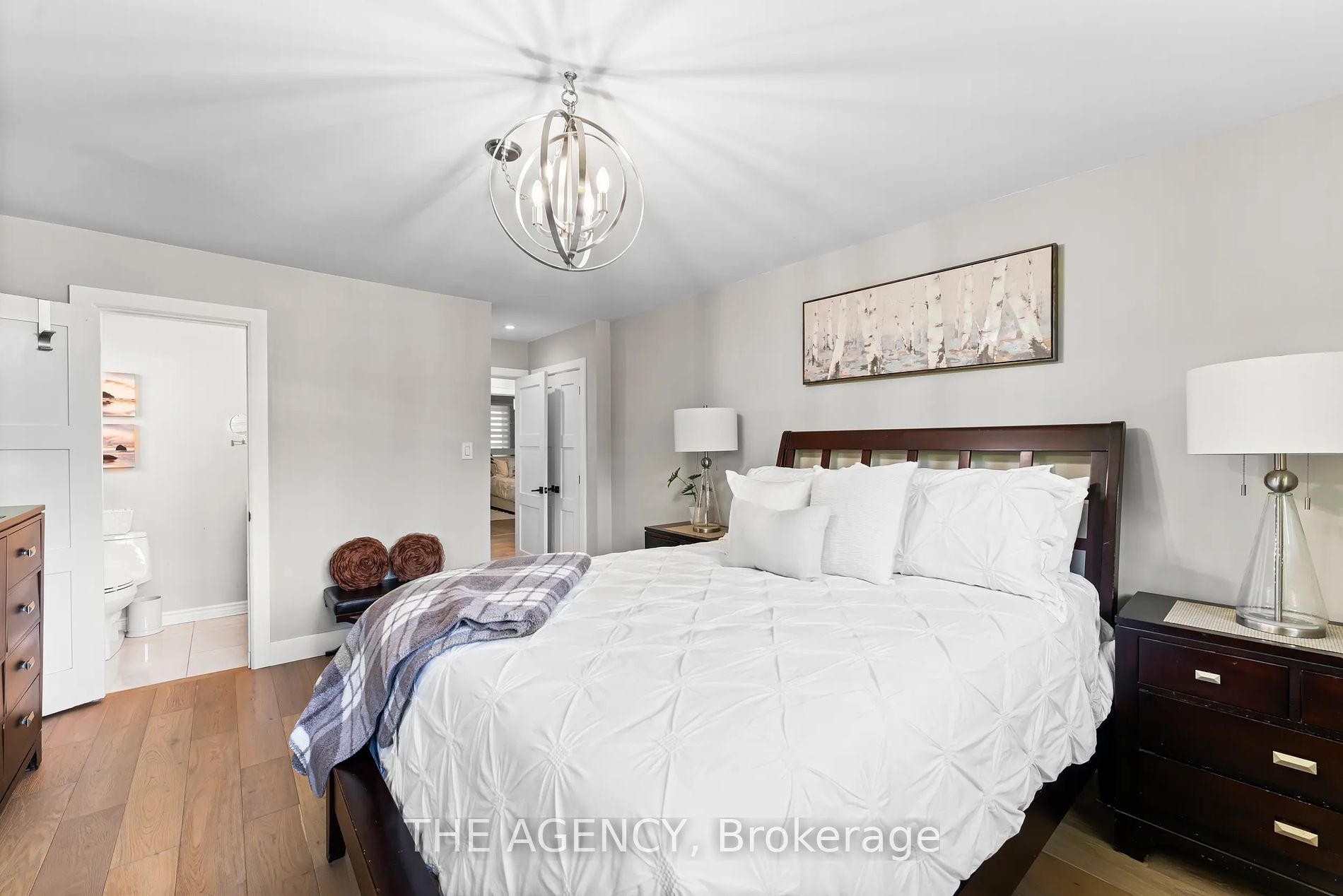 1357 Saginaw Crescent