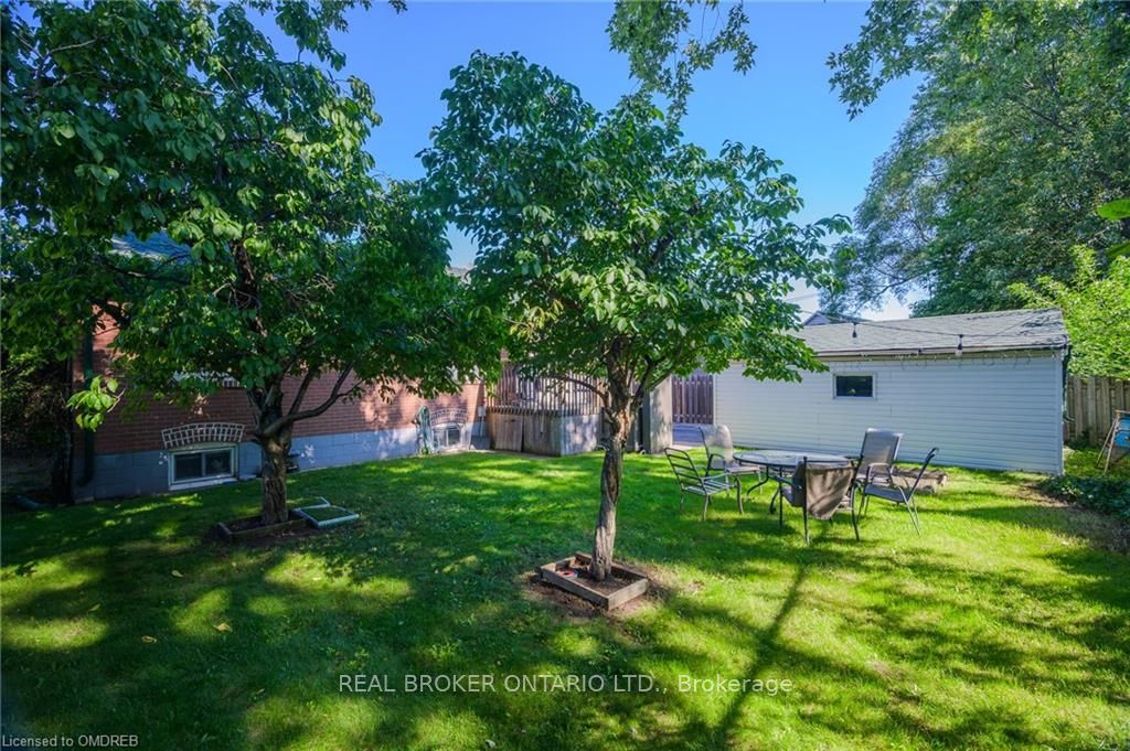 64 Florence Dr