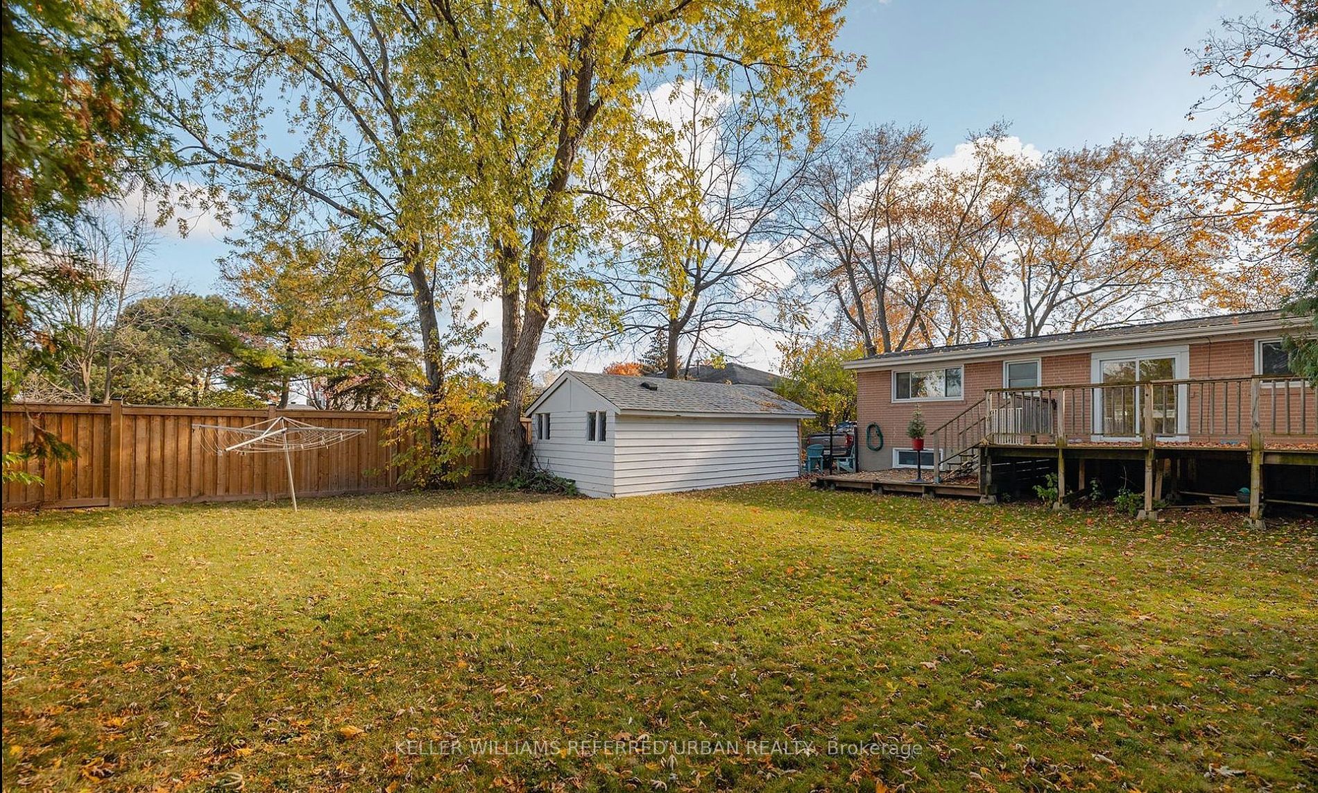 611 Pinegrove Rd