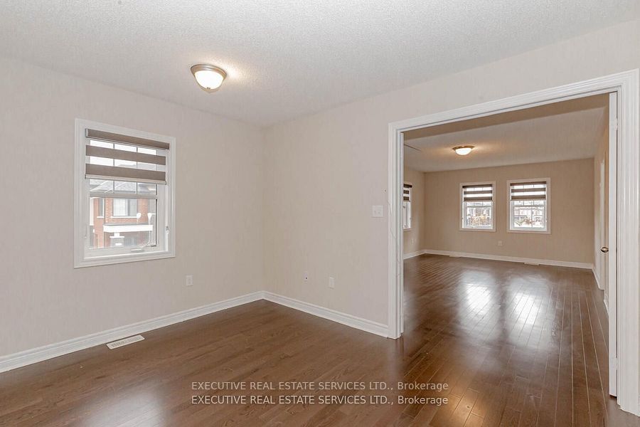 43 Pearman Cres