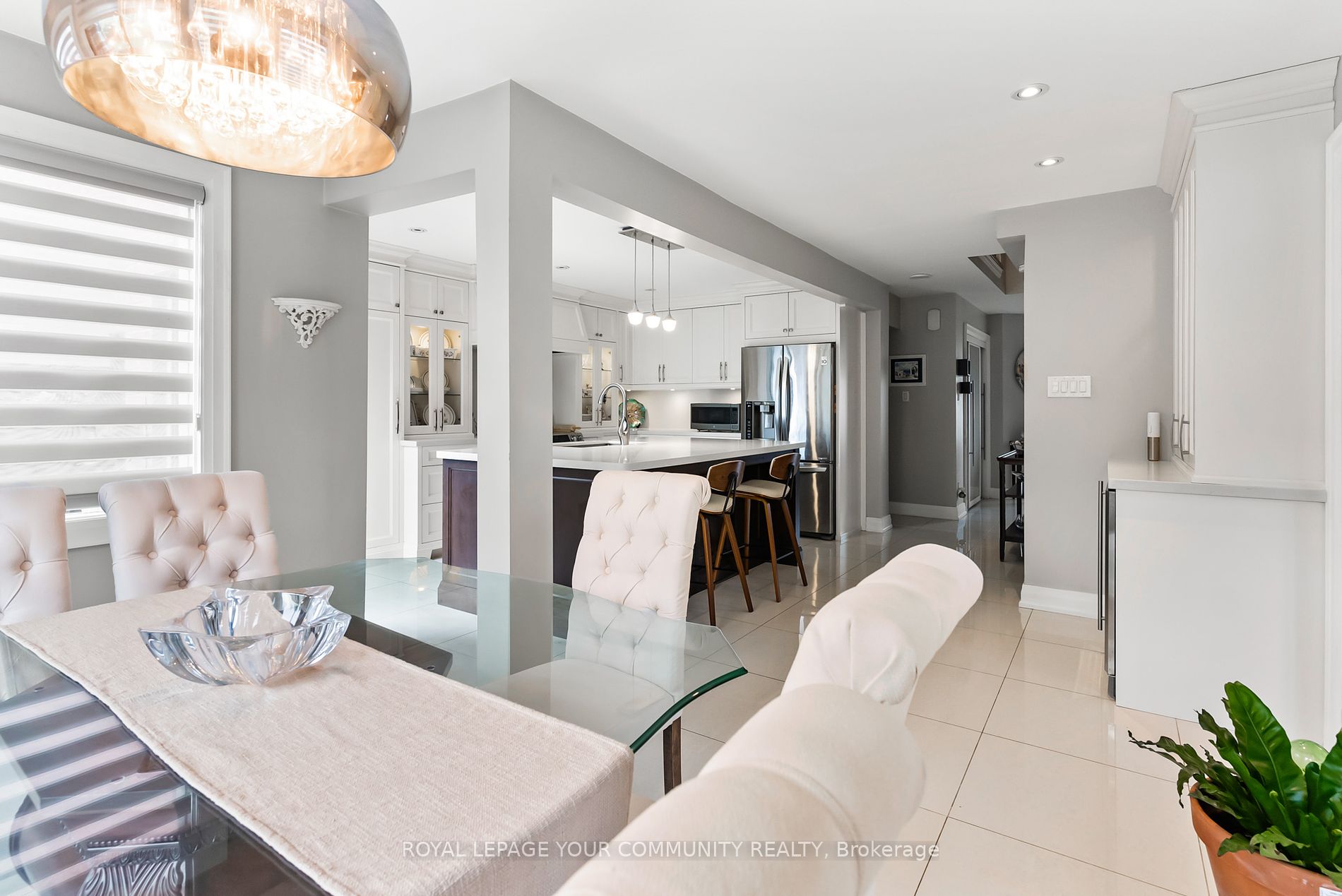 9 Fountainbridge Drive