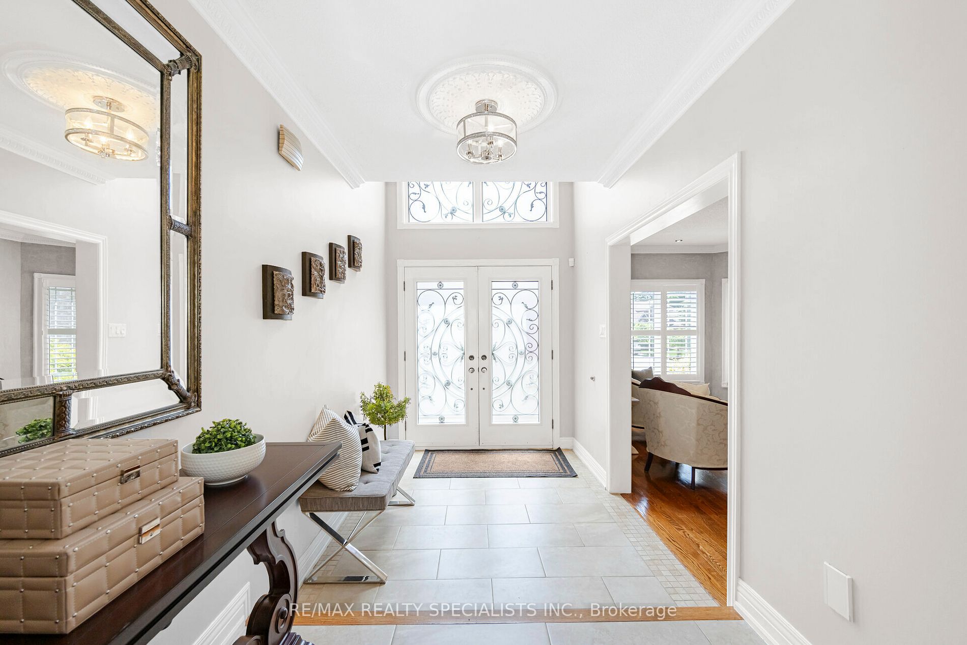 3353 Azelia Crt