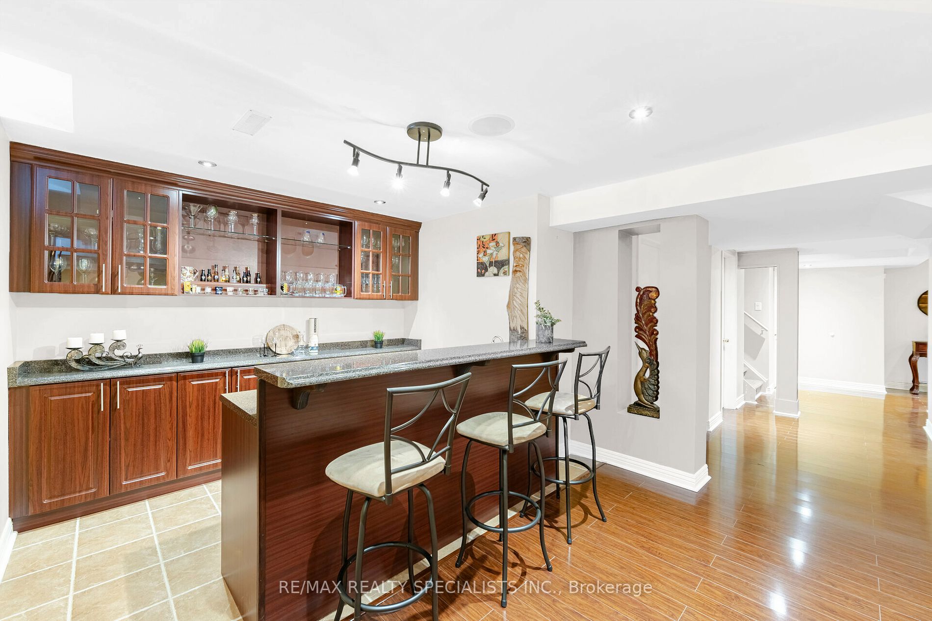 3353 Azelia Crt