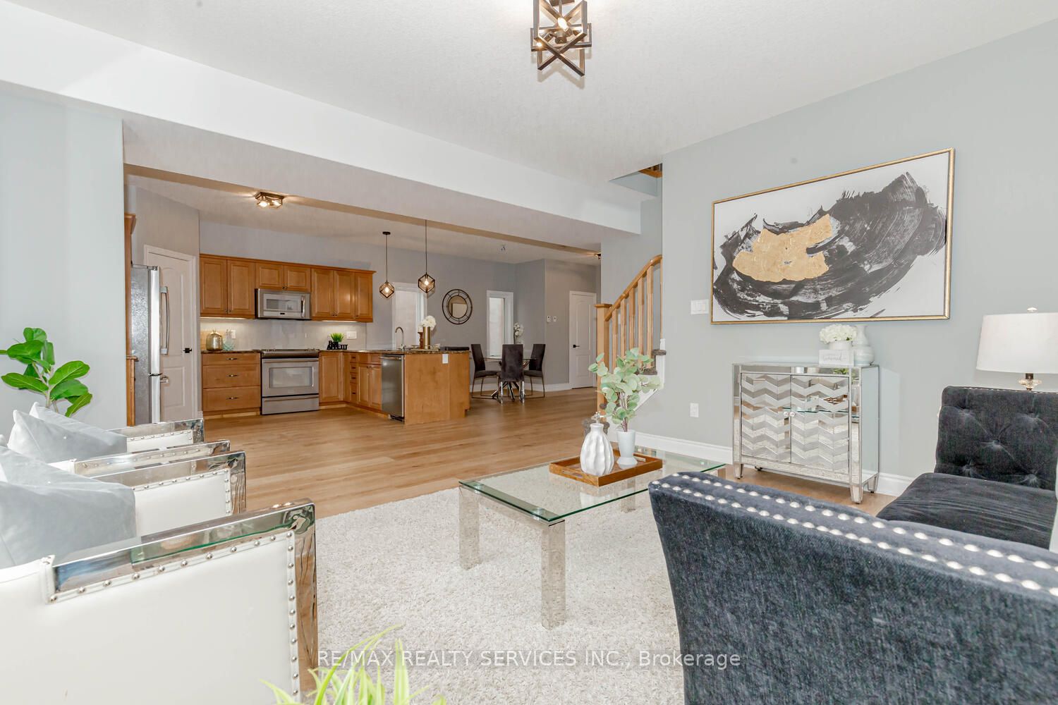 89 Laverty Cres