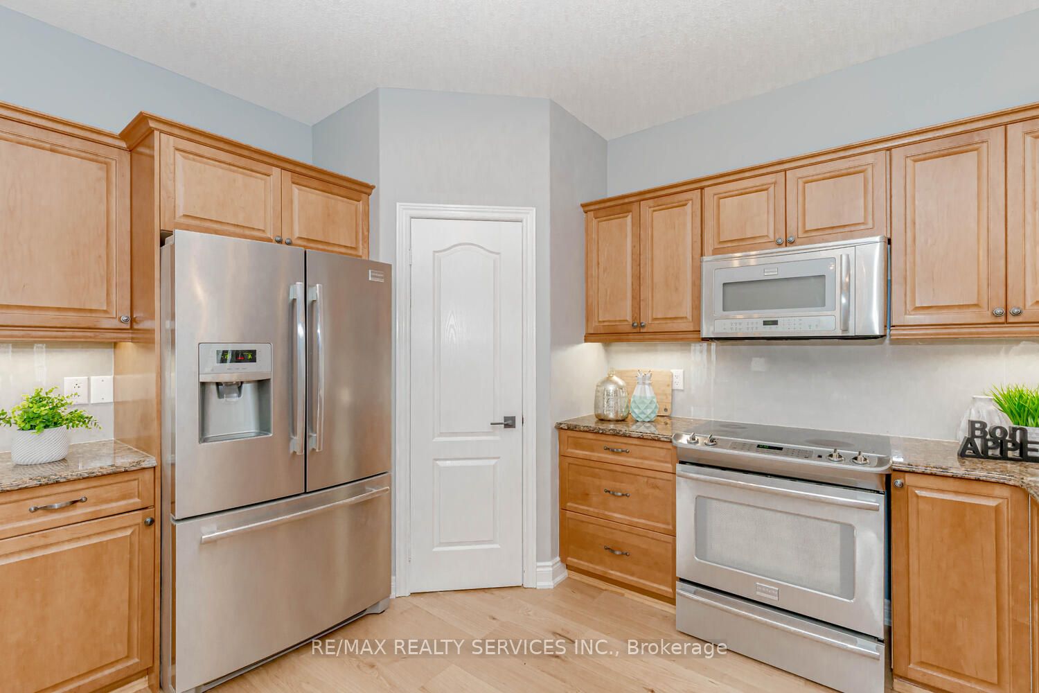 89 Laverty Cres