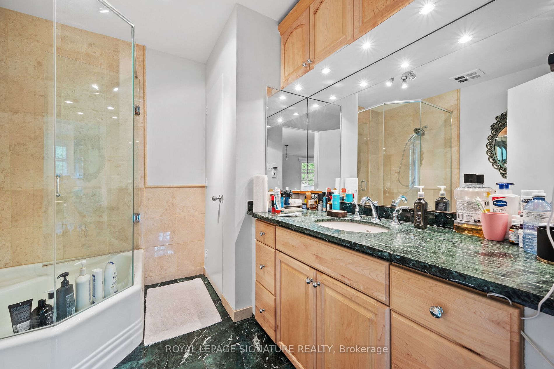 2234 Gordon Drive