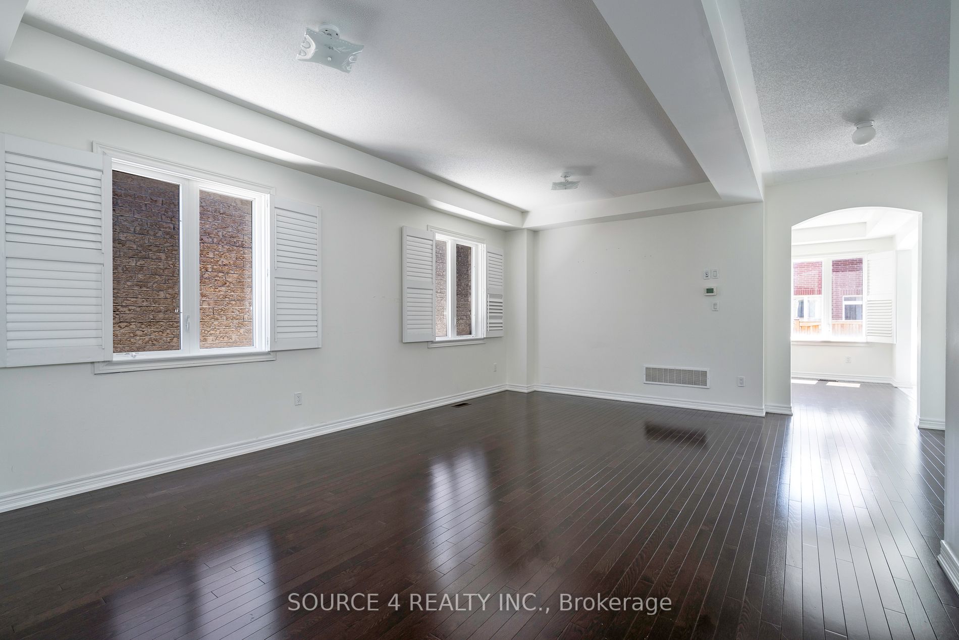 23 Sliprock Cres