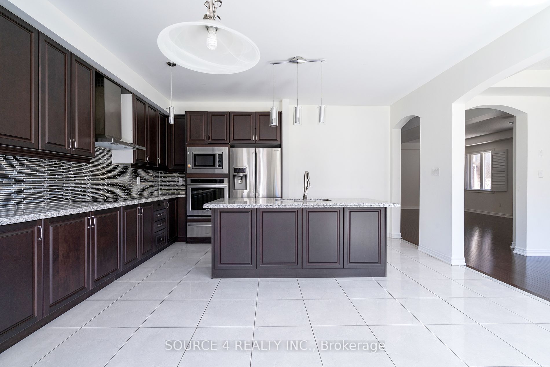 23 Sliprock Cres
