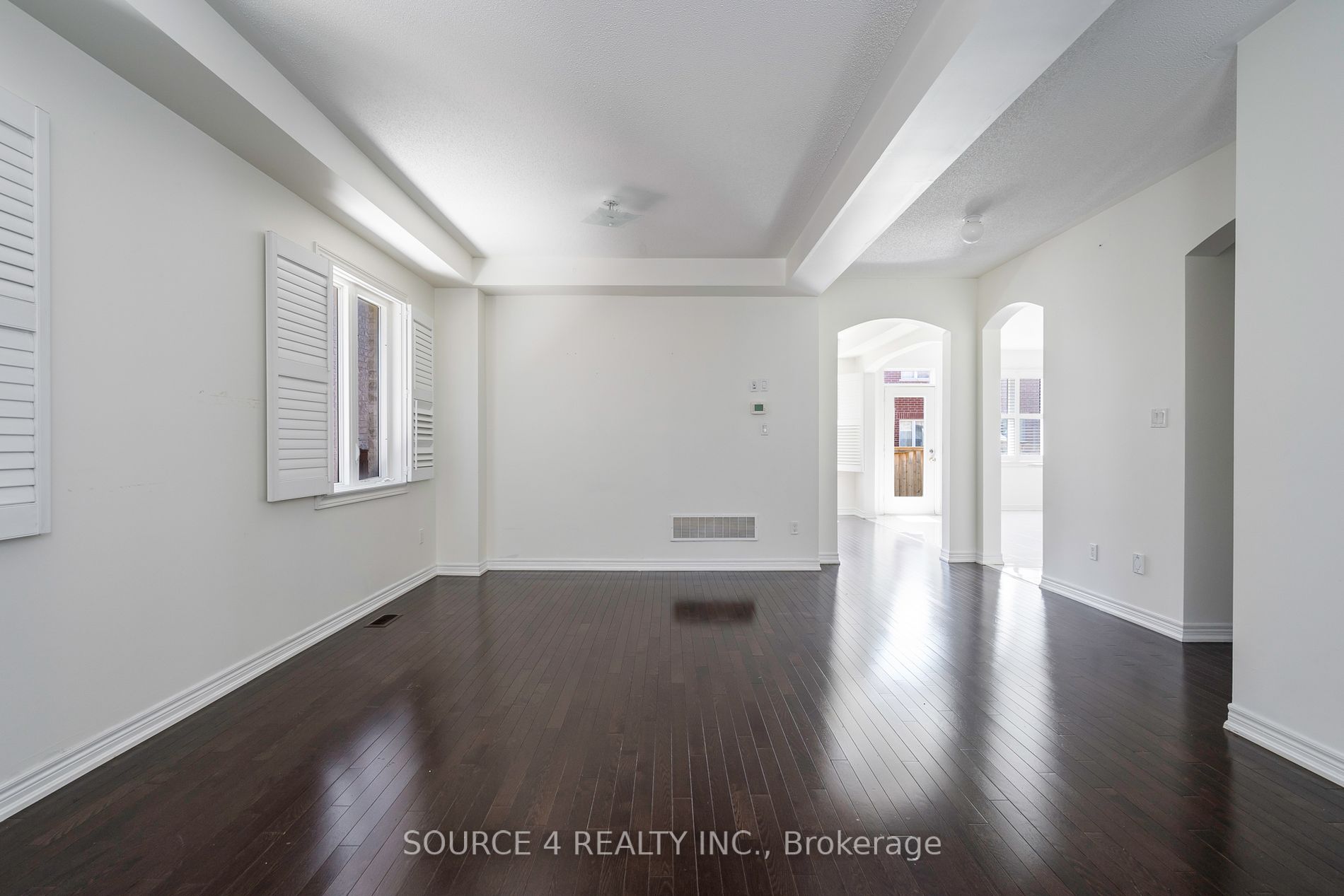 23 Sliprock Cres