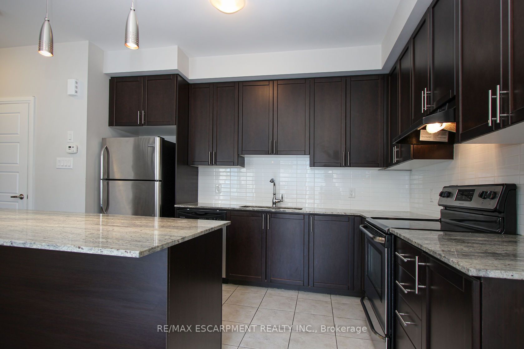 165 Hampshire Way #36