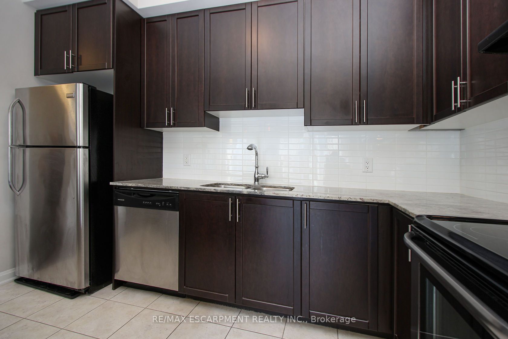 165 Hampshire Way #36