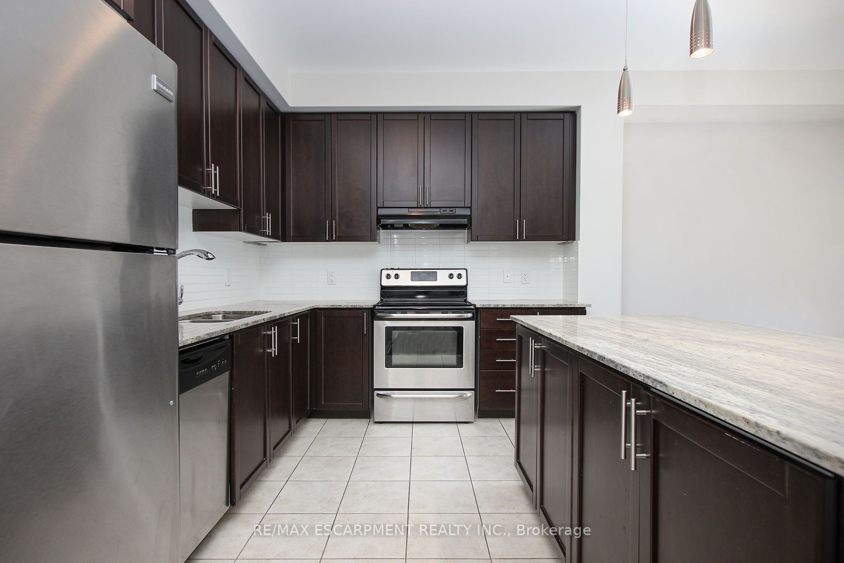 165 Hampshire Way #36