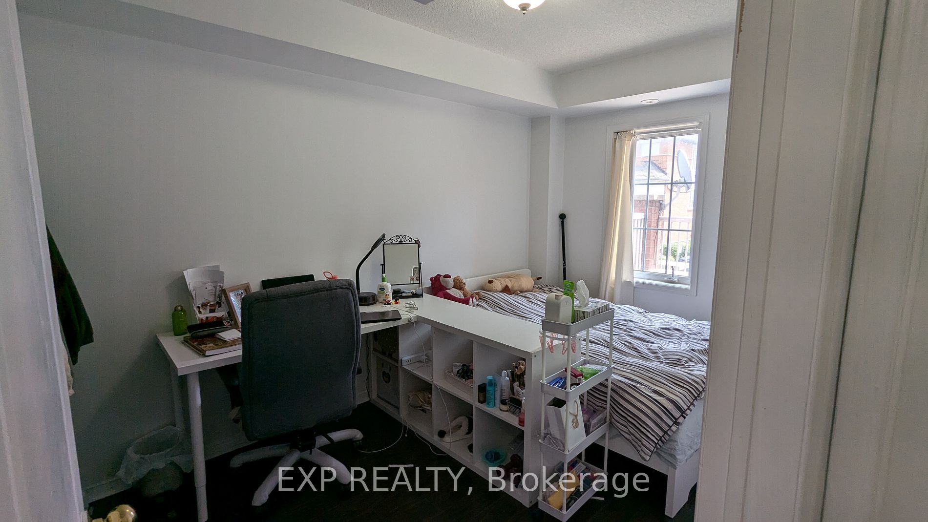 601 Shoreline Drive #122