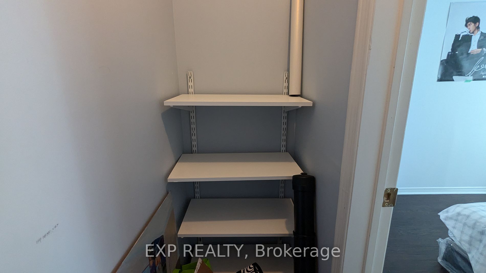 601 Shoreline Drive #122