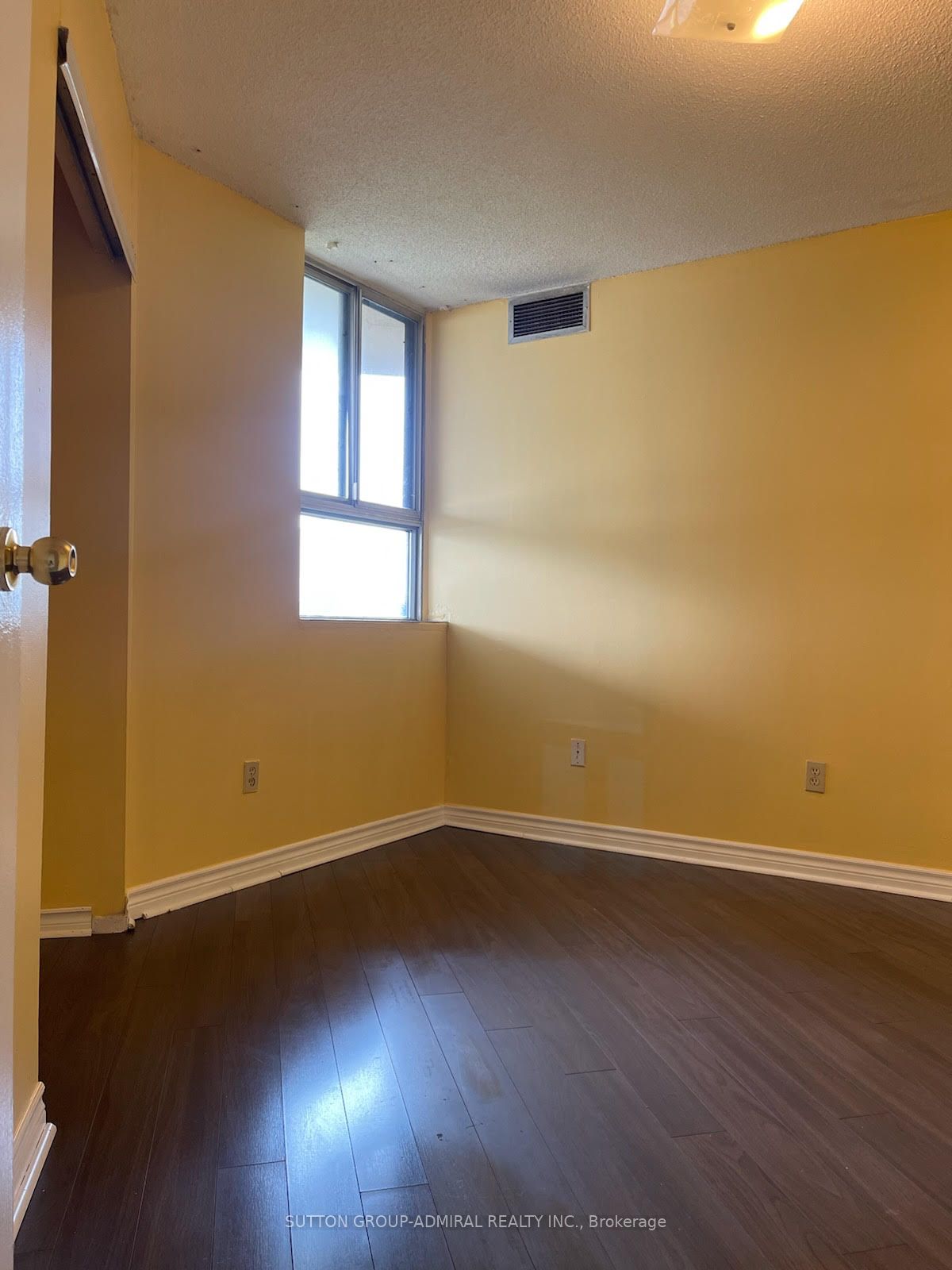 234 Albion Rd, #210