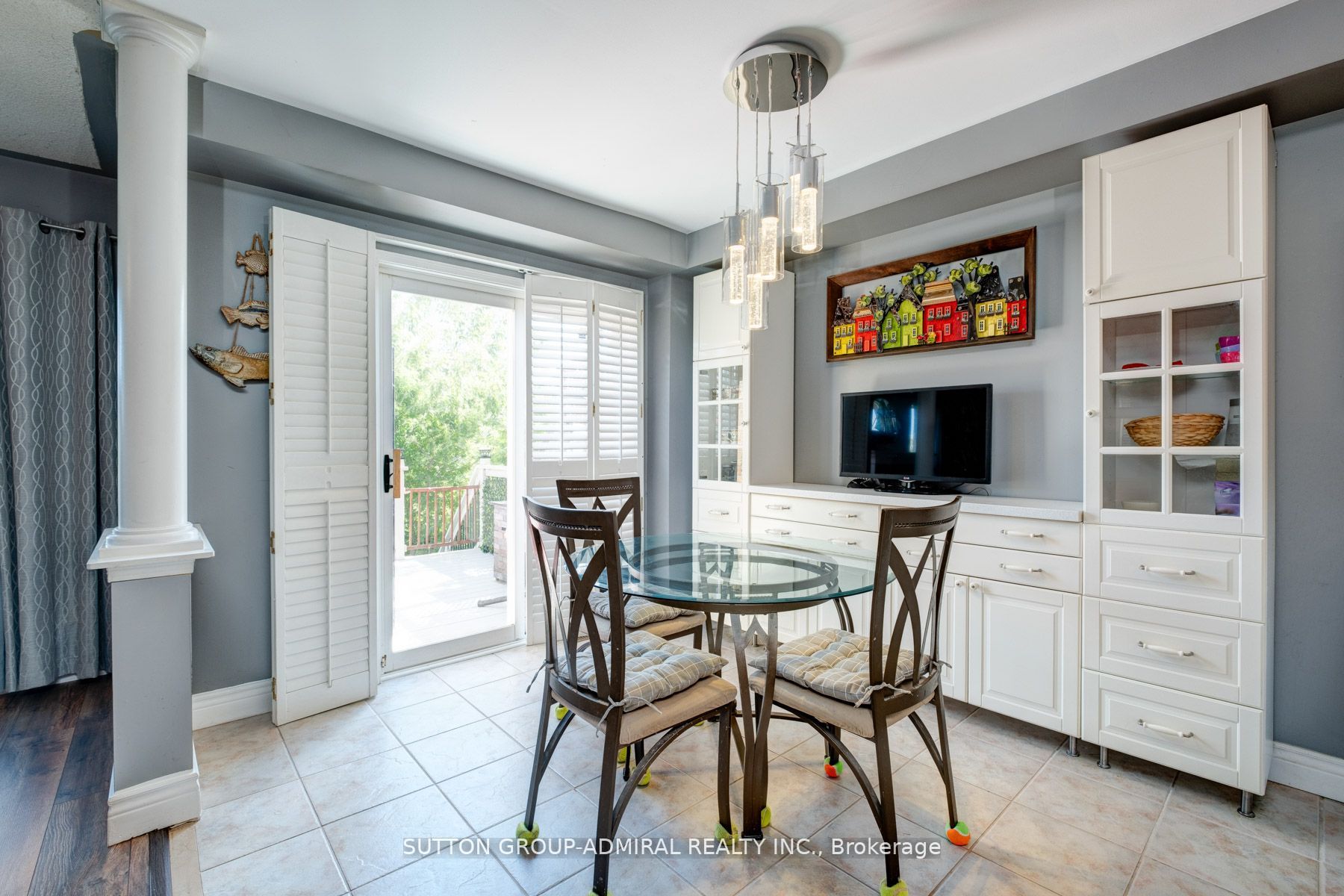 43 Crestridge Drive
