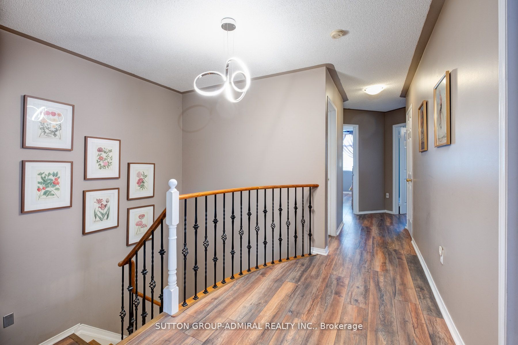 43 Crestridge Drive