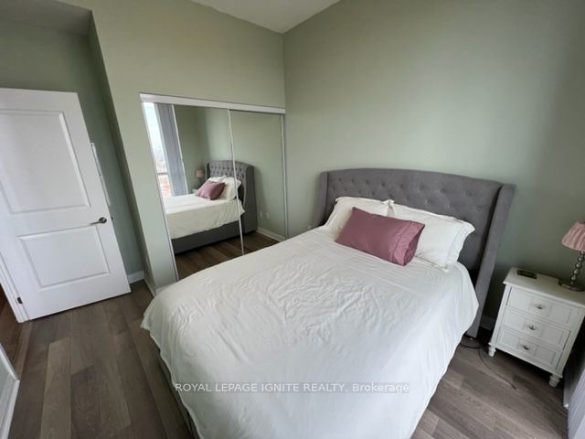 5033 Four Springs Avenue, #1618